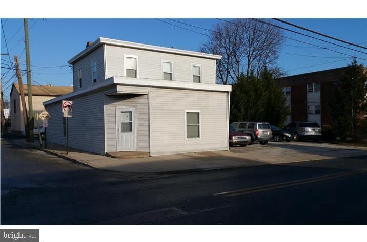 3449 Marshall Road Drexel Hill, PA 19026 - Photo 1 of 19 Gallery Image 1