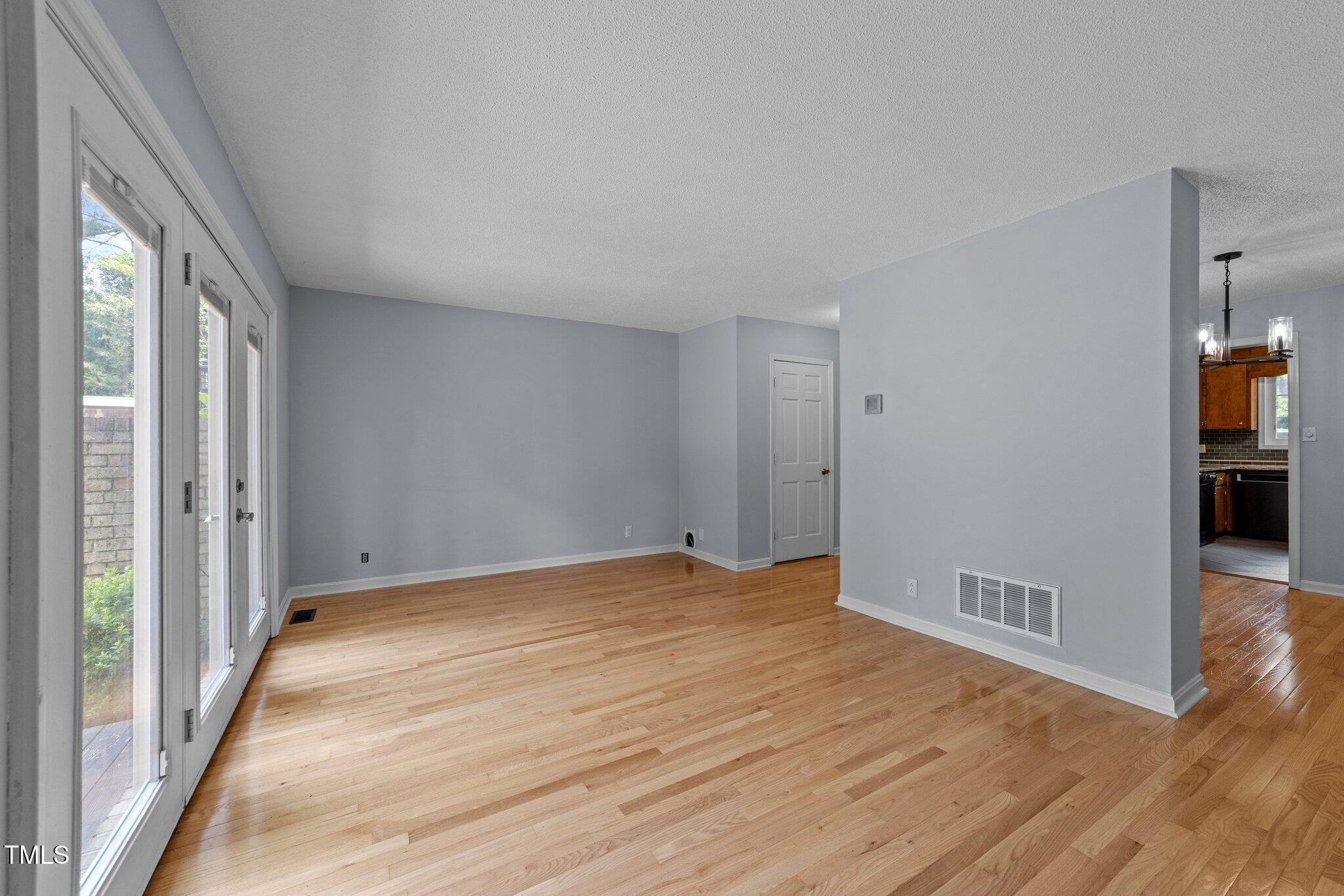 2947 Wycliff Road Raleigh, NC 27607 - Photo 8 of 30 Living 2