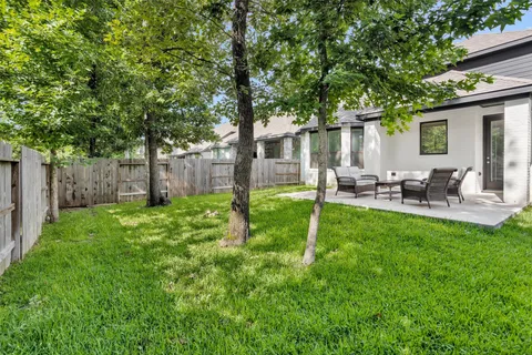 $469,500 | 335 Great Hills Drive, Montgomery, TX 77316