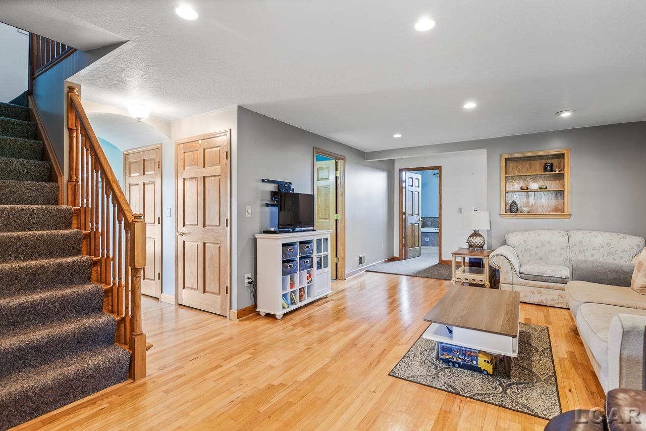 13986 Beecher Road Hudson, MI 49247 - Photo 13 of 66 Gallery Image 13