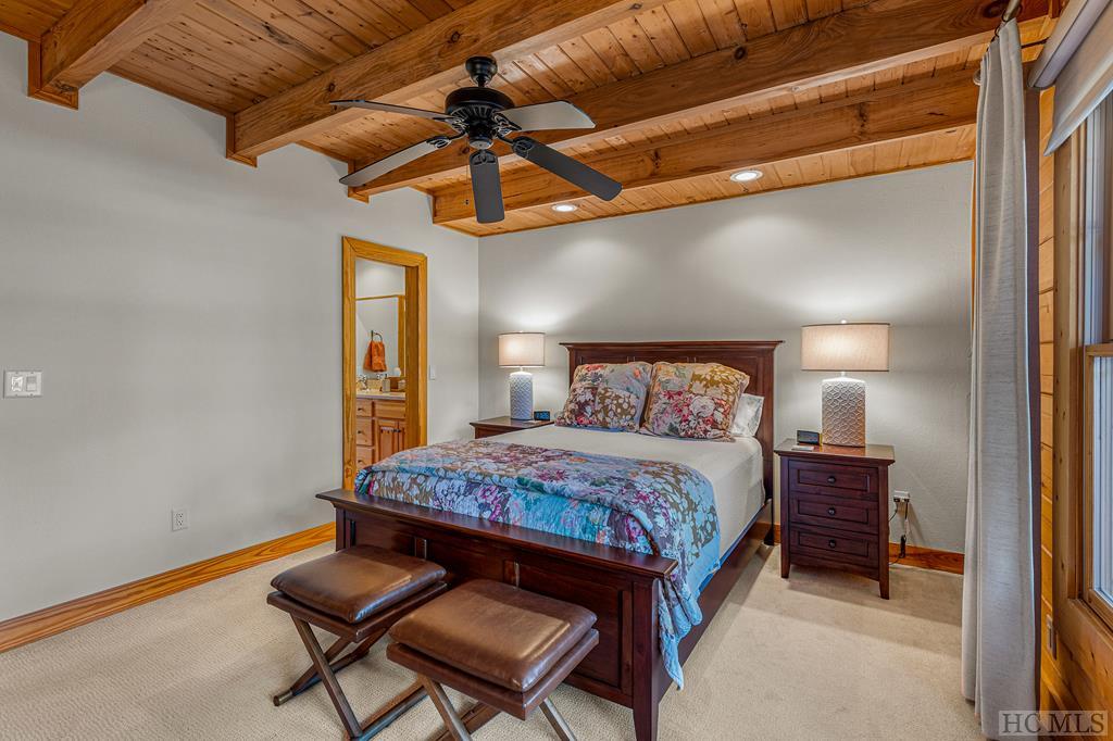 271 B Rendezvous Ridge, Unit B Cashiers, NC 28717 - Photo 21 of 35 Gallery Image 21