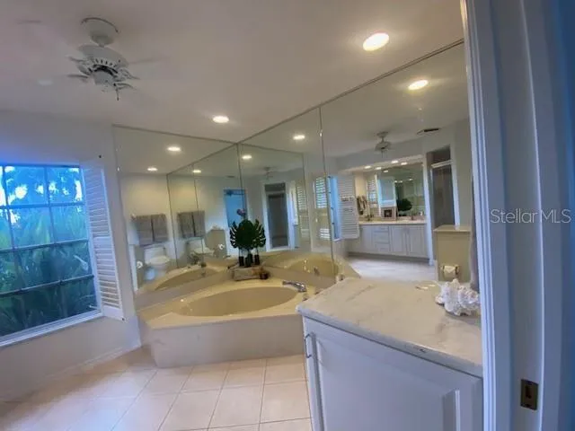 $519,500 | 1511 Waterford Drive, Venice, FL 34292