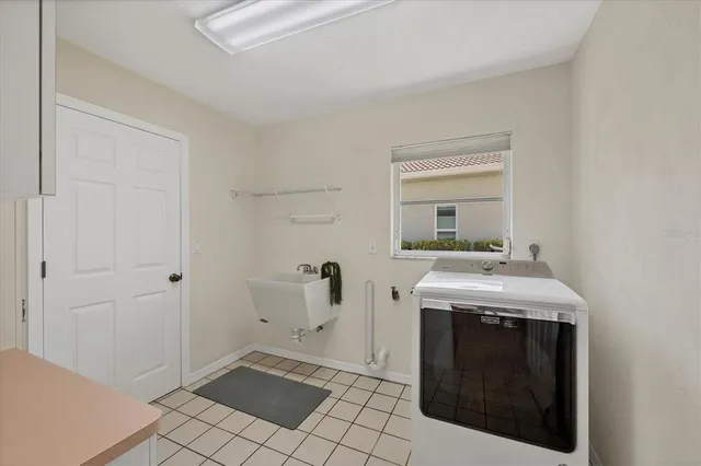 $519,500 | 1511 Waterford Drive, Venice, FL 34292