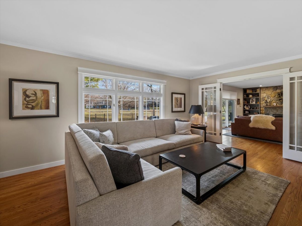 20205 Lea Road Deer Park, IL 60010 - Photo 8 of 29 Gallery Image 8