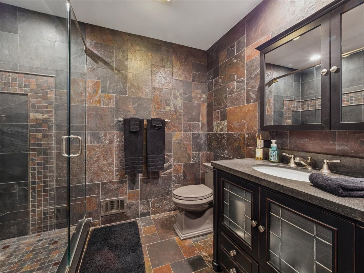 20205 Lea Road Deer Park, IL 60010 - Photo 10 of 29 Gallery Image 10