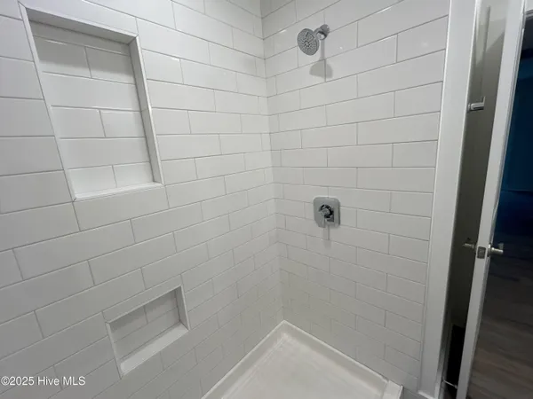 $2,700 | 113 Hawthorne Drive, Wilmington, NC 28403