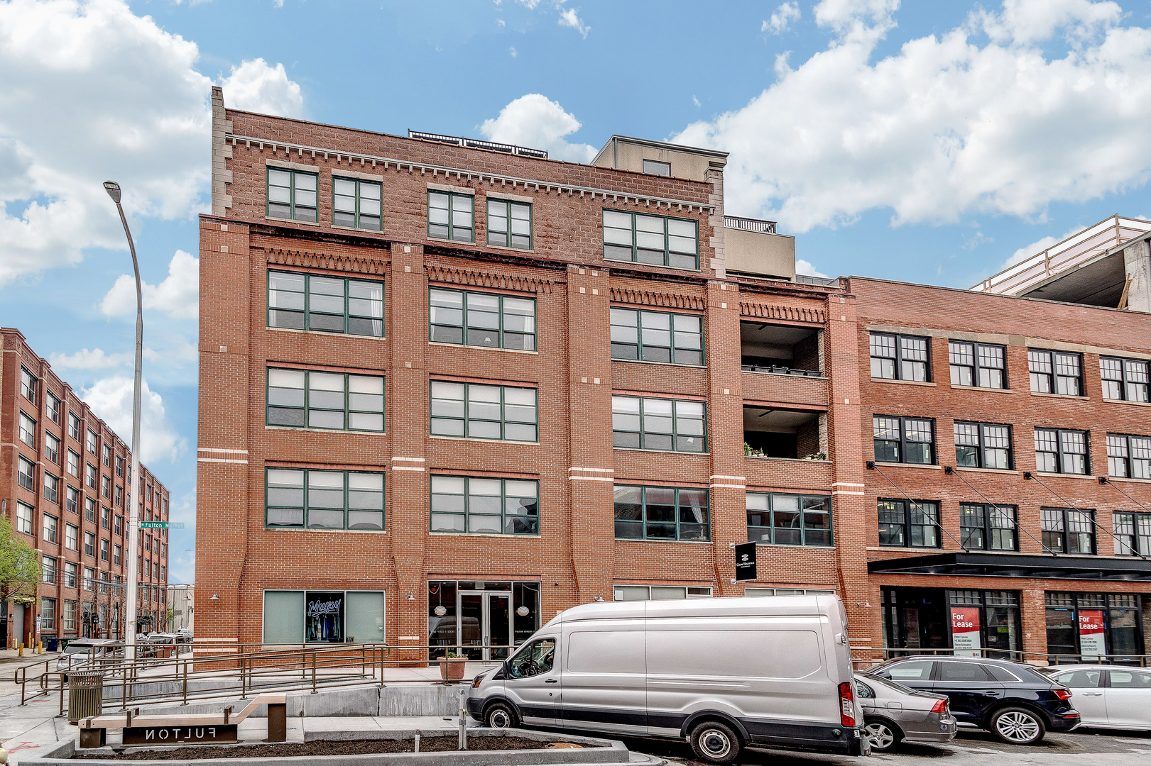 1118 West Fulton Street, Unit 206 Chicago, IL 60607 - Photo 1 of 17