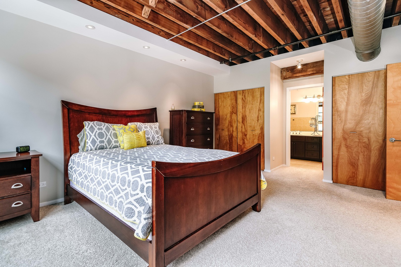 1118 West Fulton Street, Unit 206 Chicago, IL 60607 - Photo 9 of 17