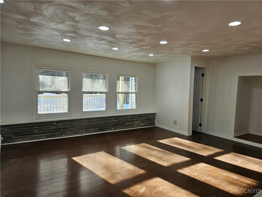 344 Brown Road Frankfort, NY 13340 - Photo 6 of 33