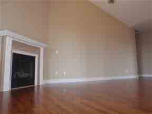 112 C-6-95 Anderson, SC 29621 - Photo 3 of 4
