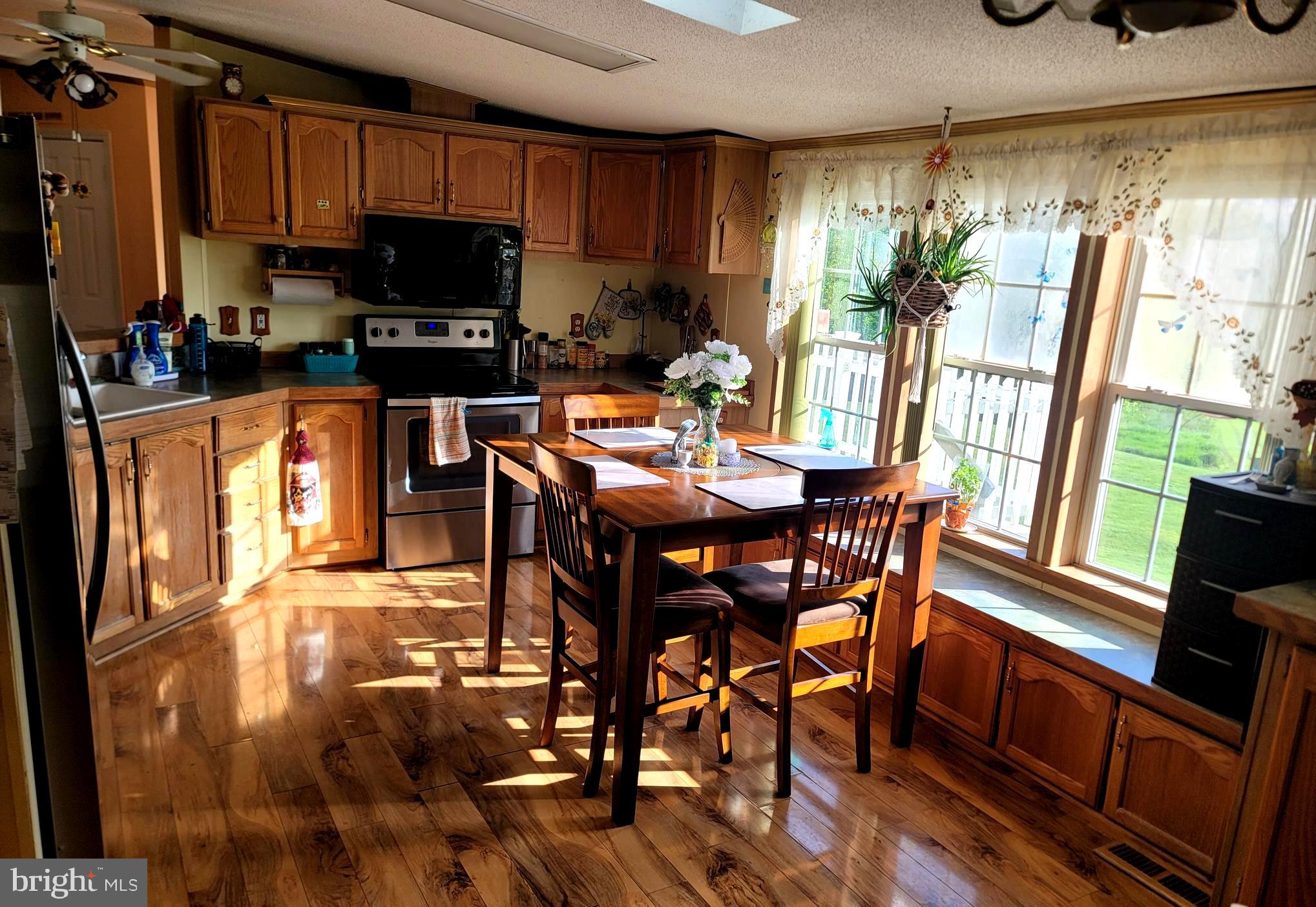 32 Washington Road Bechtelsville, PA 19505 - Photo 15 of 27 Gallery Image 15