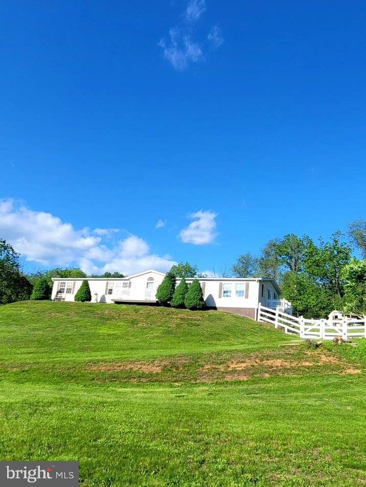 32 Washington Road Bechtelsville, PA 19505 - Photo 3 of 27 Gallery Image 3