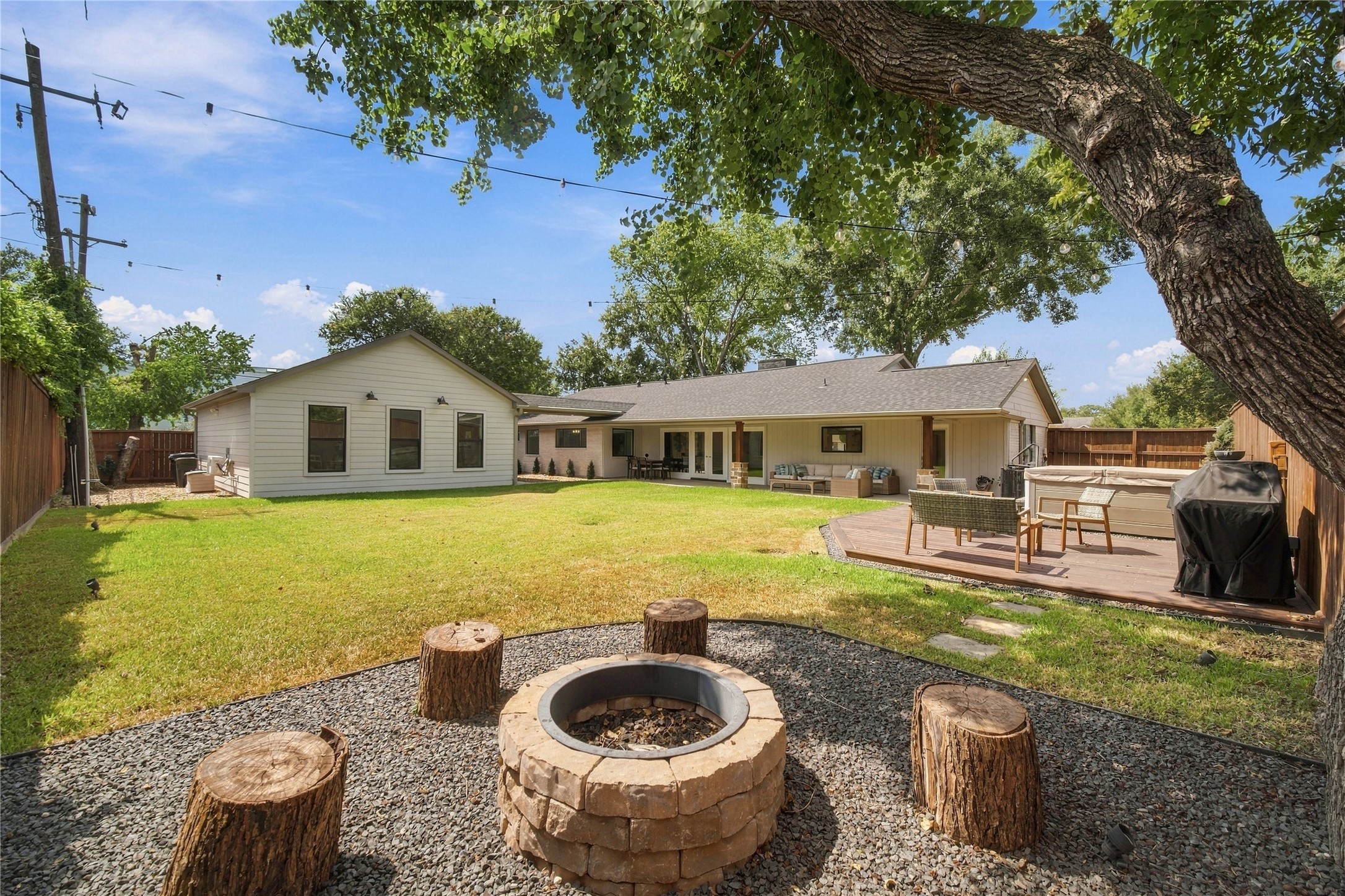 10823 Chimney Rock Road Houston, TX 77096 - Photo 37 of 40 Gallery Image 37