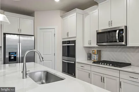 $499,999 | 24591 Robert Andrew Drive, Millsboro, DE 19966