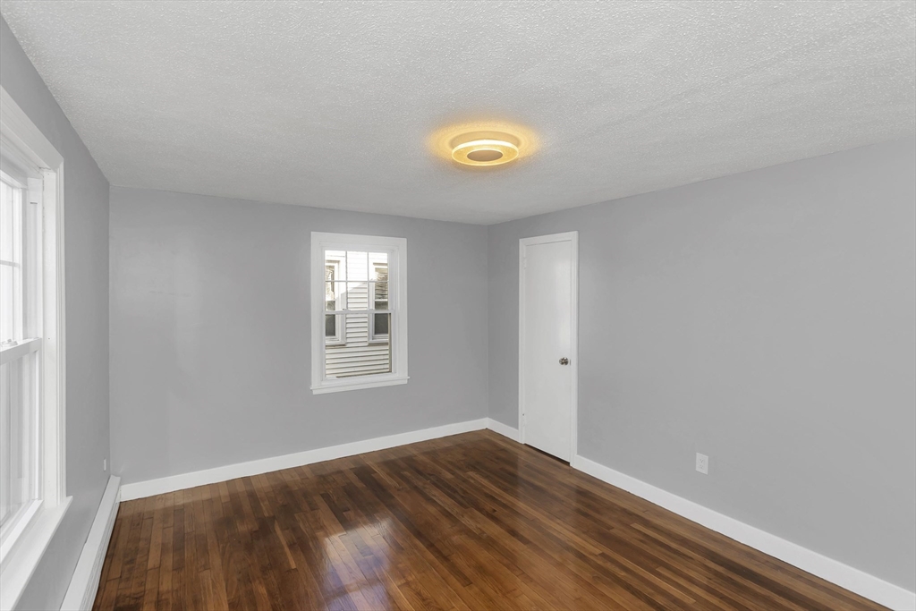 49 Bennett Street Chicopee, MA 01013 - Photo 28 of 41