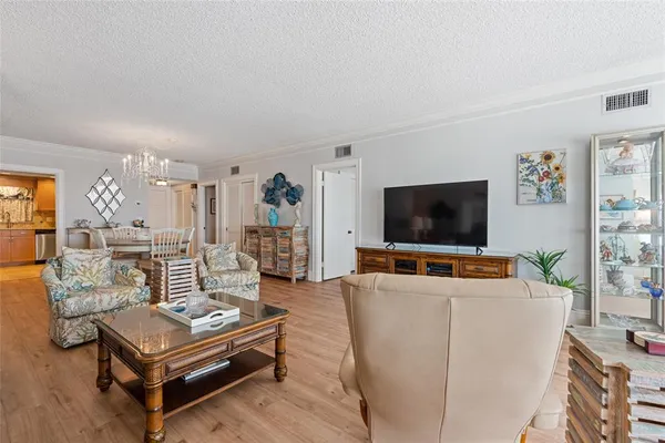 $5,000 | 4950 Gulf Boulevard, Unit 605, St. Pete Beach, FL 33706