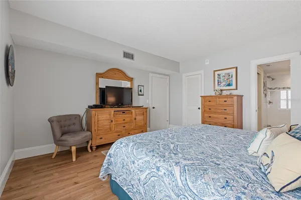 $5,000 | 4950 Gulf Boulevard, Unit 605, St. Pete Beach, FL 33706