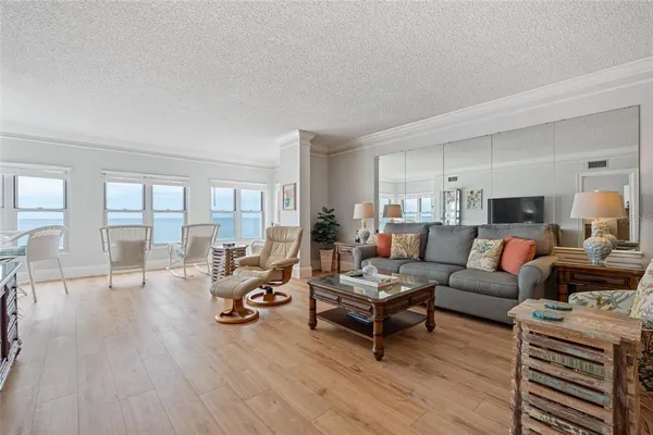 $5,000 | 4950 Gulf Boulevard, Unit 605, St. Pete Beach, FL 33706