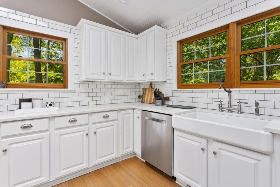 6887 Youngren Road Three Oaks, MI 49128 - Photo 20 of 51 Kitchen
