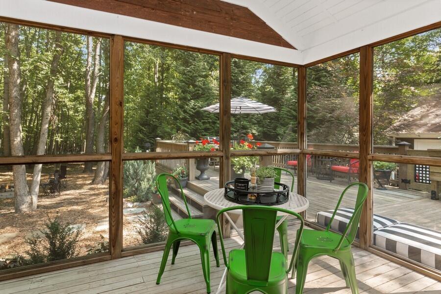 6887 Youngren Road Three Oaks, MI 49128 - Photo 29 of 51 Screened Porch