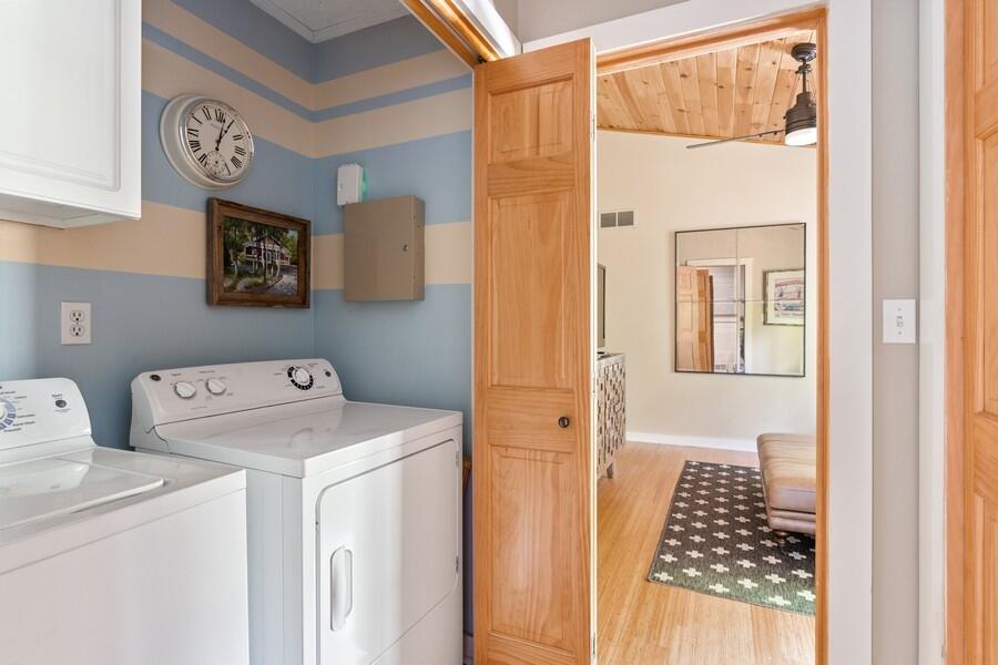 6887 Youngren Road Three Oaks, MI 49128 - Photo 44 of 51 Laundry Room