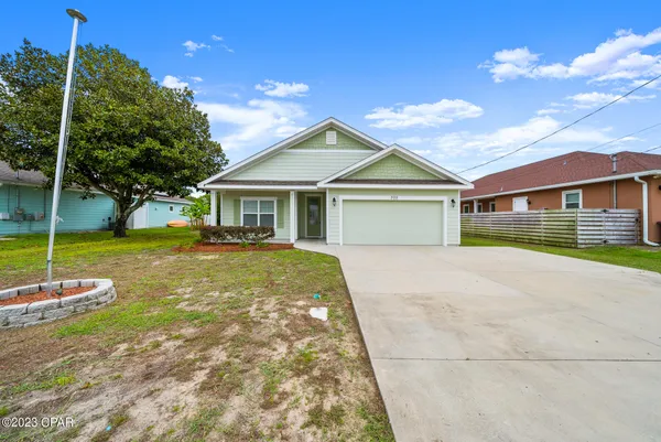$2,575 | 305 Evergreen Street, Panama City Beach, FL 32407
