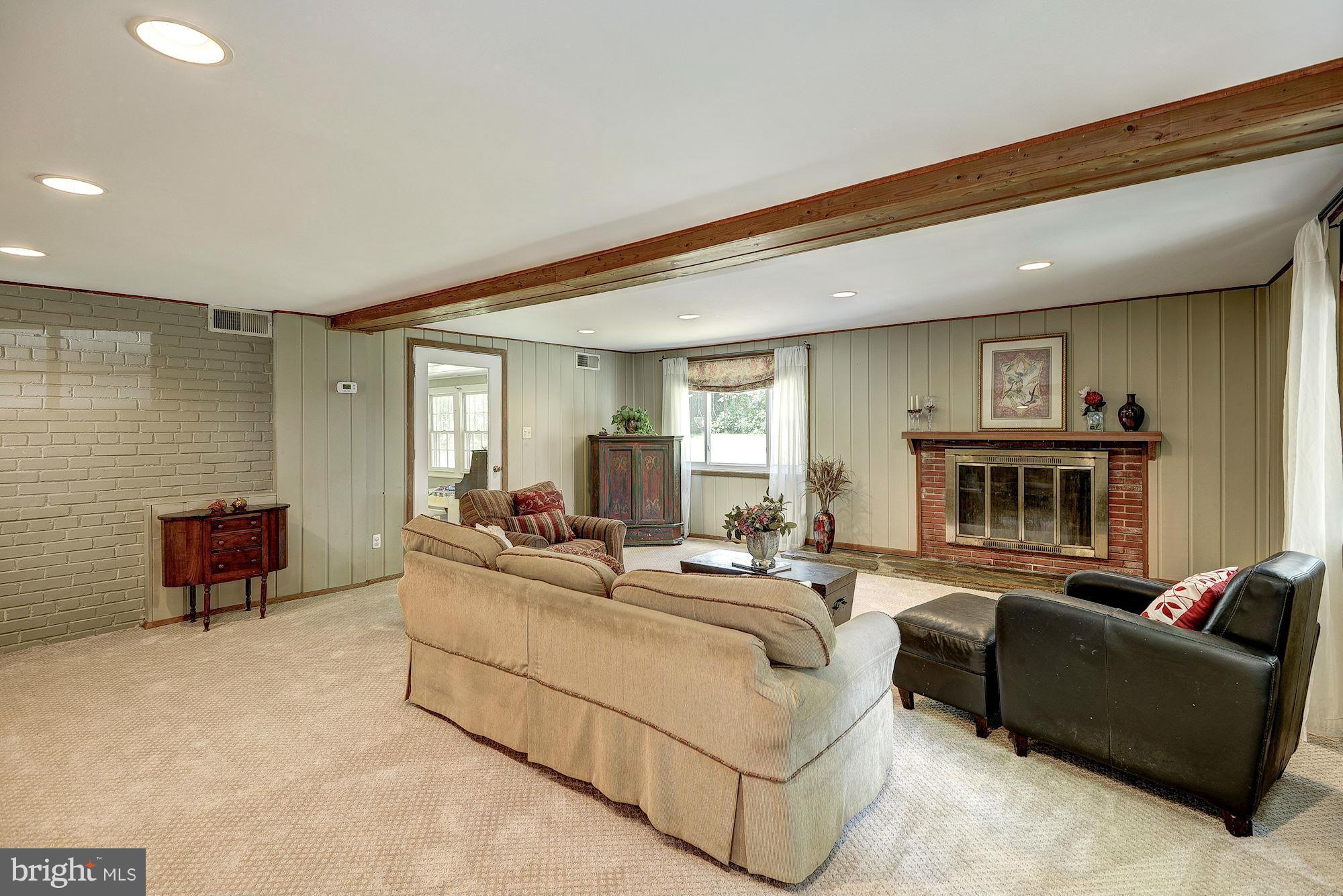 6418 Overhill Road Falls Church, VA 22042 - Photo 14 of 30 Family Room