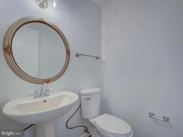 $3,800 | 1737 Cy Court, Vienna, VA 22182