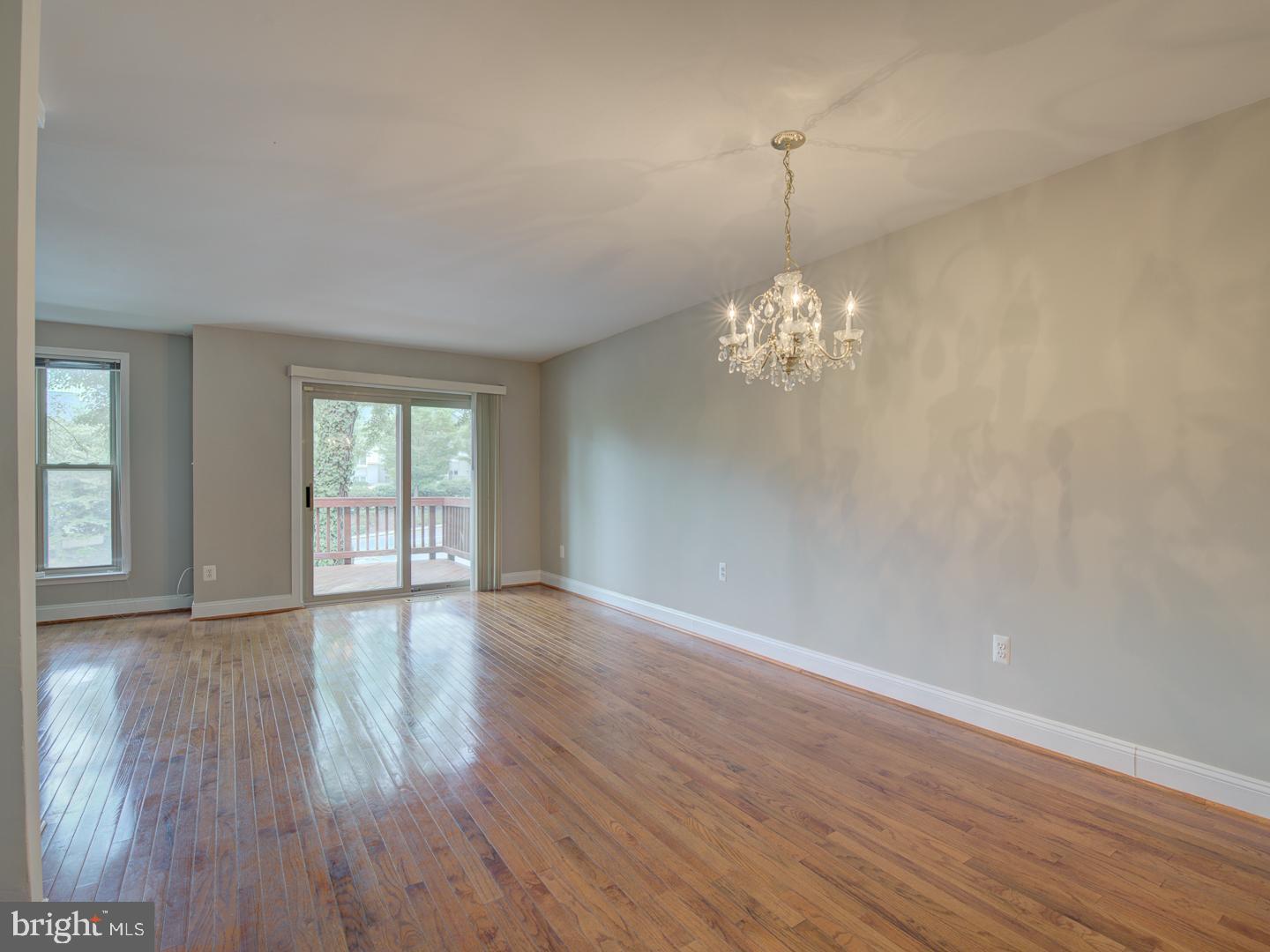 1737 Cy Court Vienna, VA 22182 - Photo 15 of 61