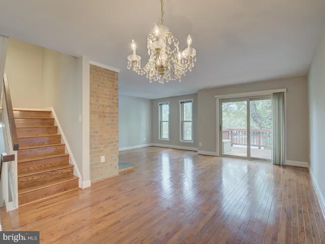 $3,800 | 1737 Cy Court, Vienna, VA 22182