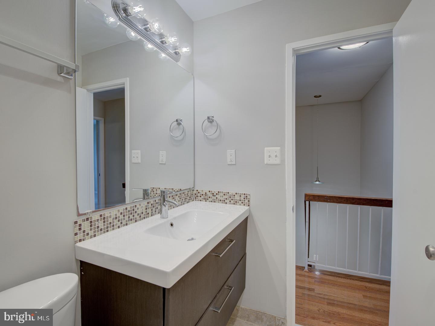 1737 Cy Court Vienna, VA 22182 - Photo 23 of 61