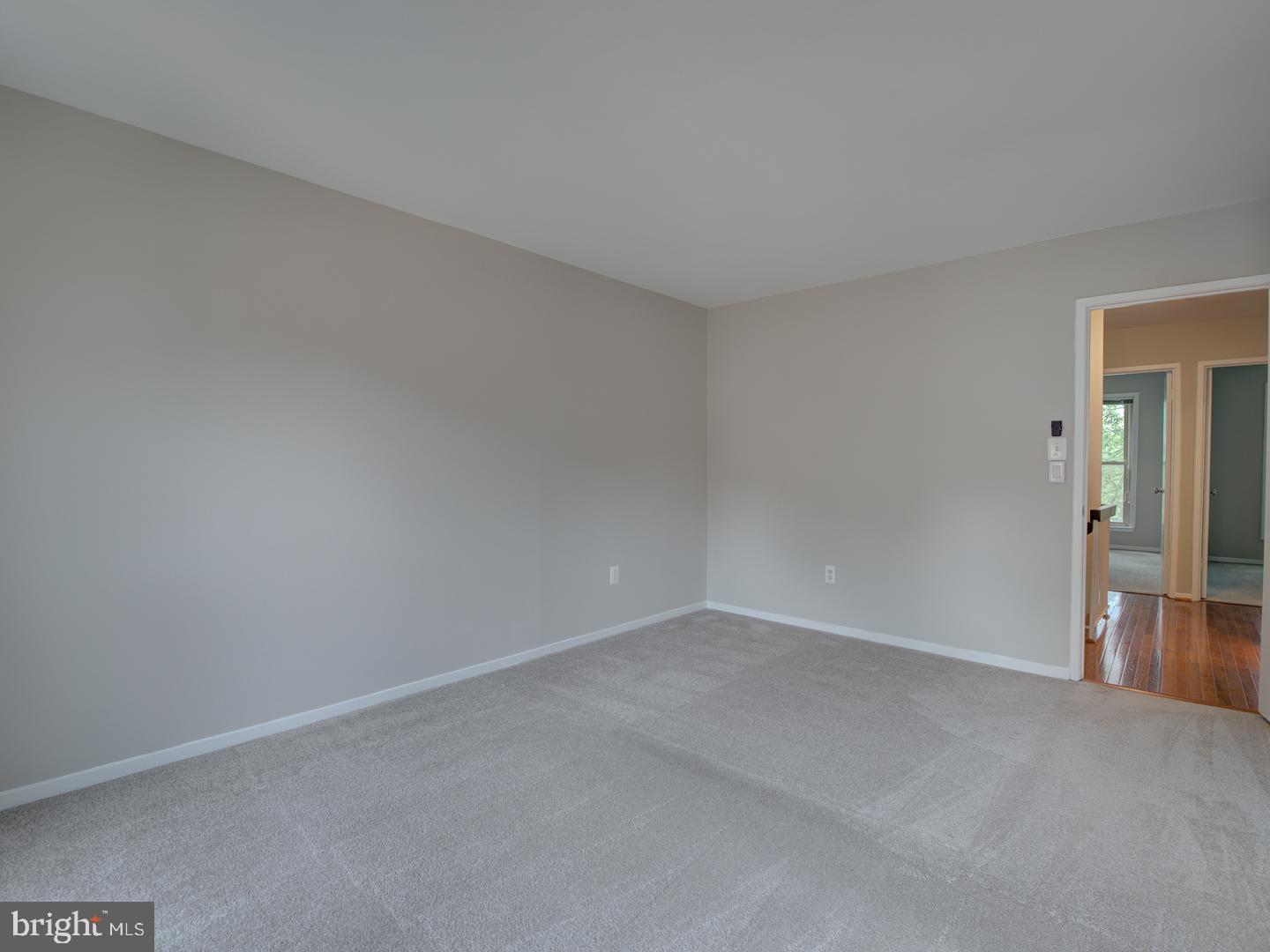 1737 Cy Court Vienna, VA 22182 - Photo 27 of 61