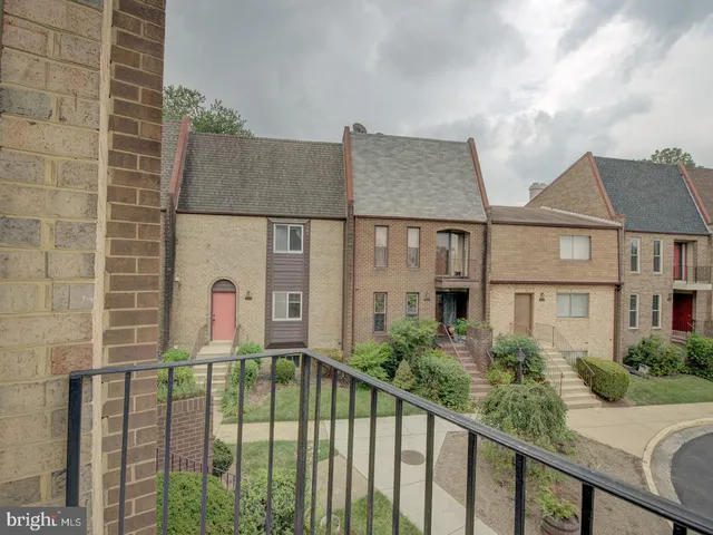 $3,800 | 1737 Cy Court, Vienna, VA 22182