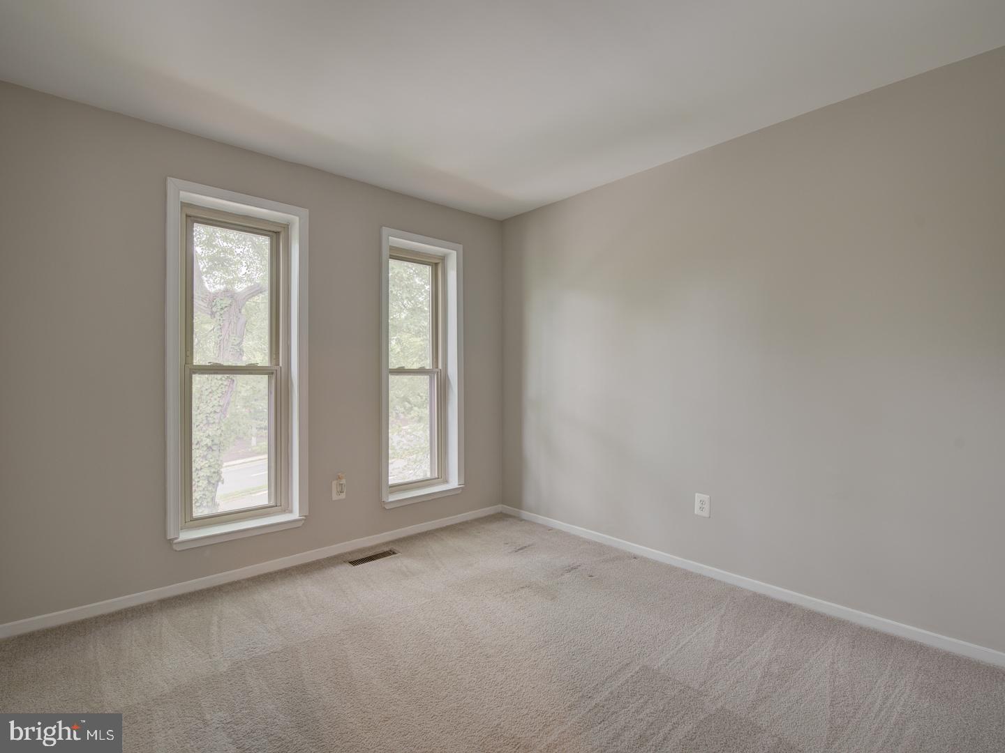 1737 Cy Court Vienna, VA 22182 - Photo 35 of 61