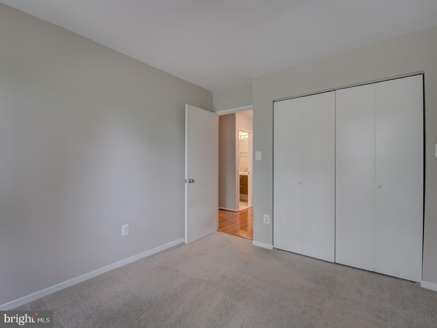 1737 Cy Court Vienna, VA 22182 - Photo 41 of 61