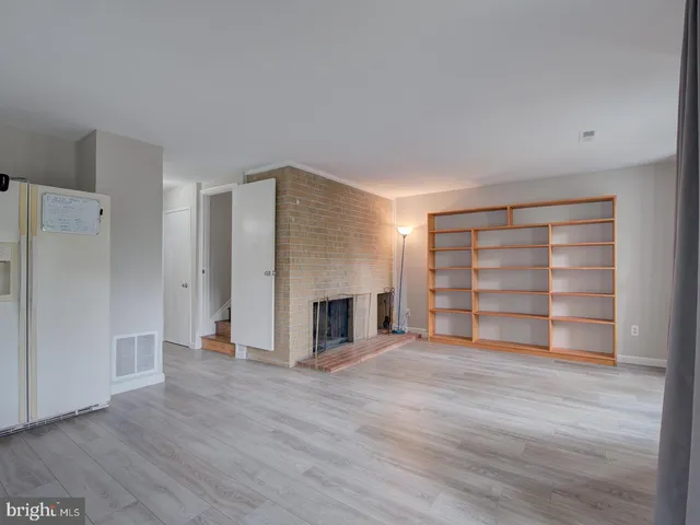 $3,800 | 1737 Cy Court, Vienna, VA 22182