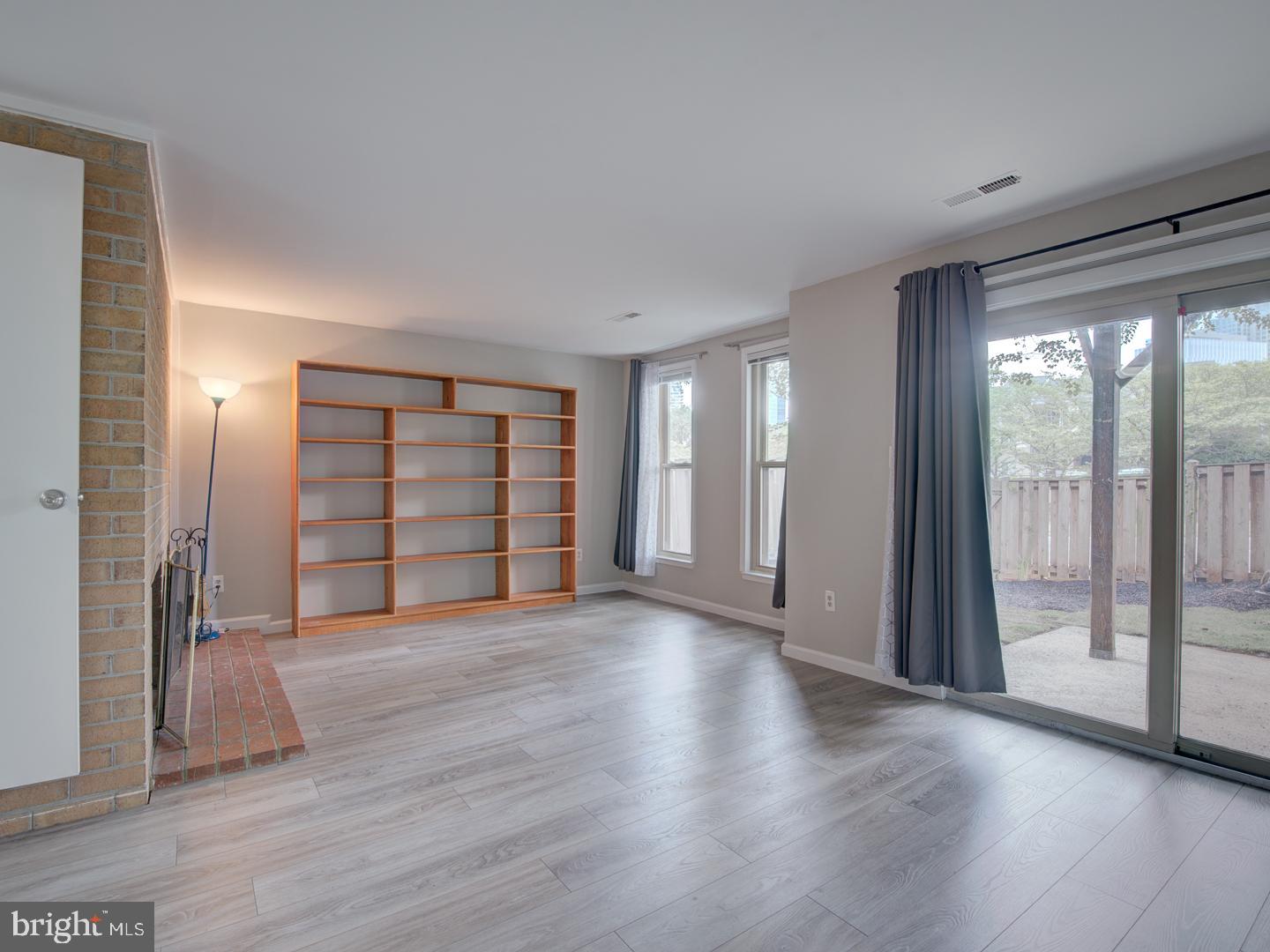 1737 Cy Court Vienna, VA 22182 - Photo 44 of 61