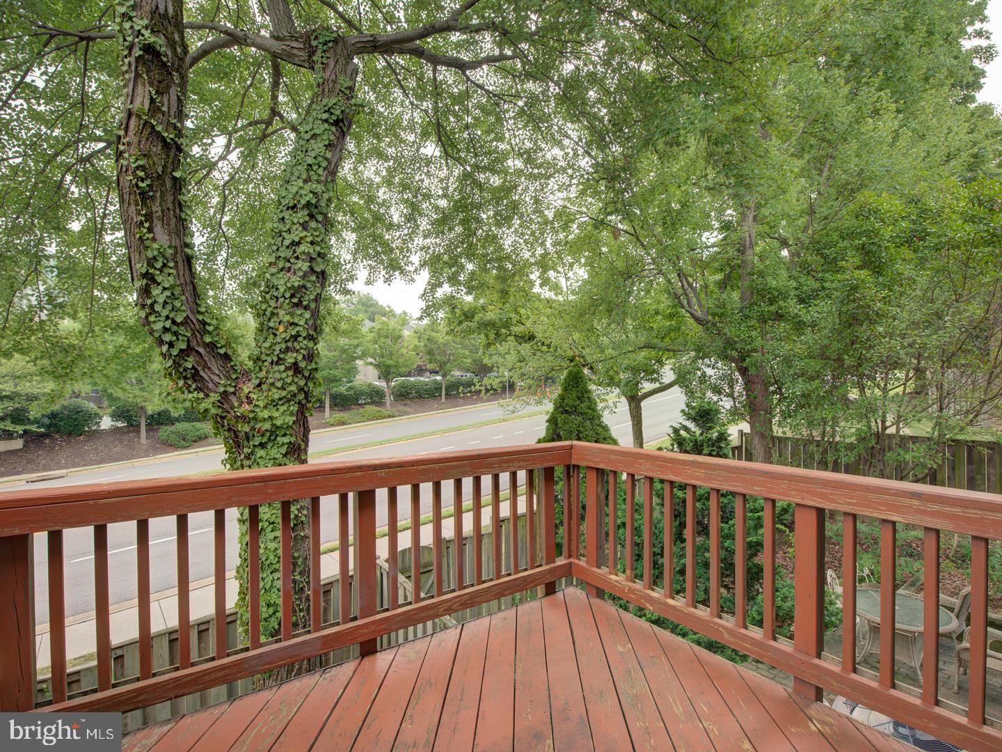 1737 Cy Court Vienna, VA 22182 - Photo 56 of 61