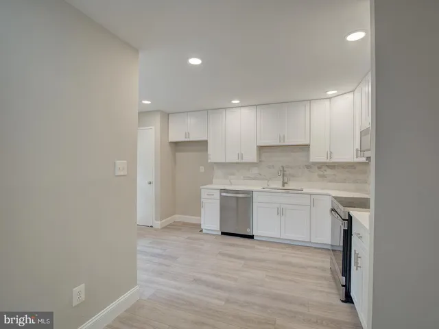 $3,800 | 1737 Cy Court, Vienna, VA 22182