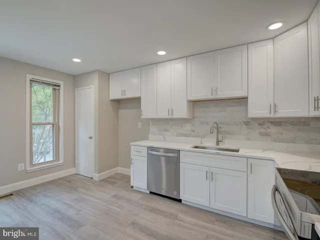 $3,800 | 1737 Cy Court, Vienna, VA 22182