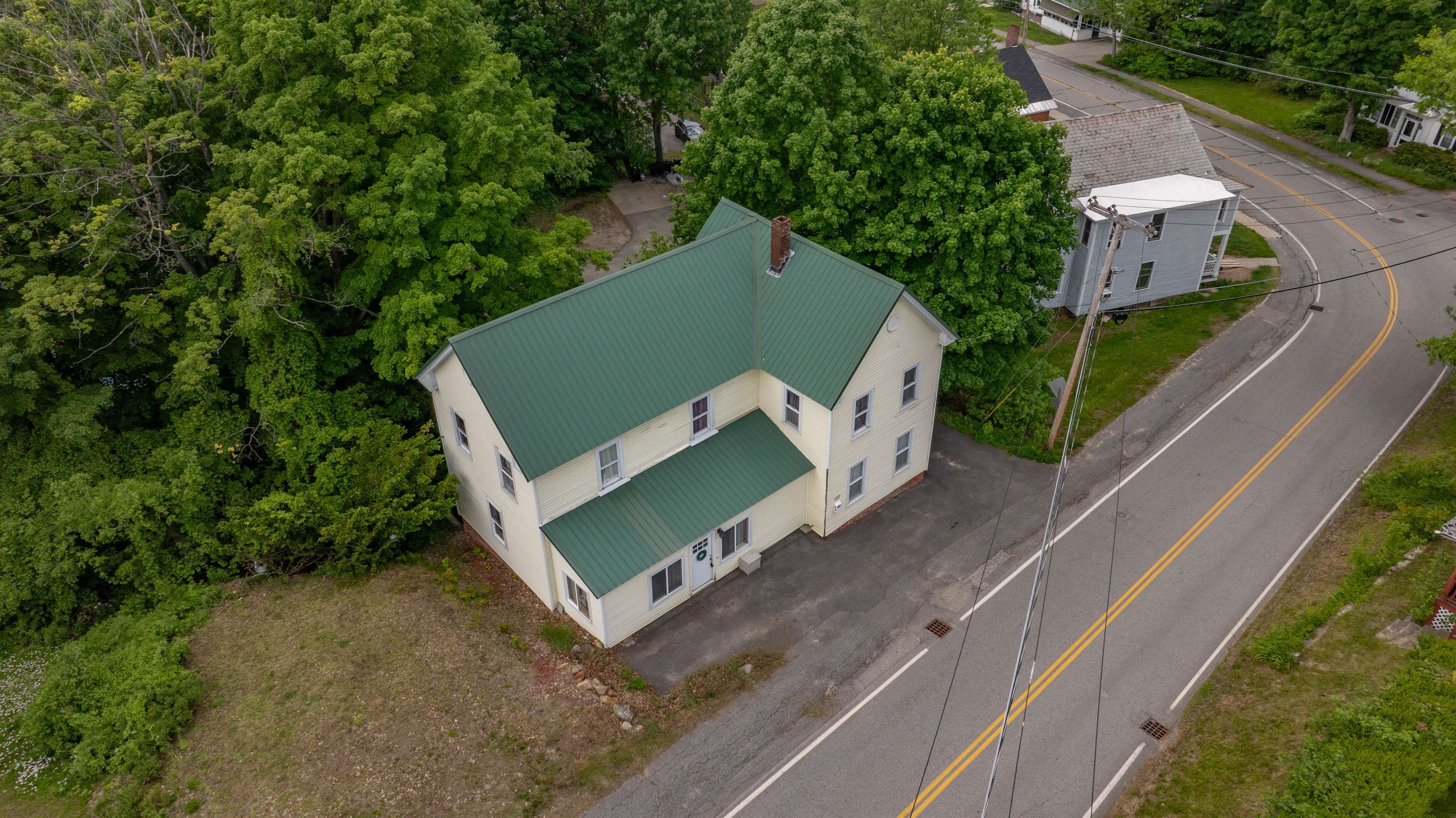 337 Roxbury Street Keene, NH 03431 - Photo 1 of 35