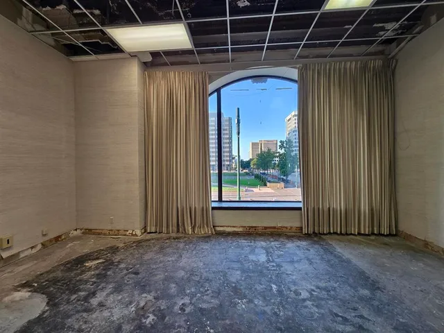 a view of empty room