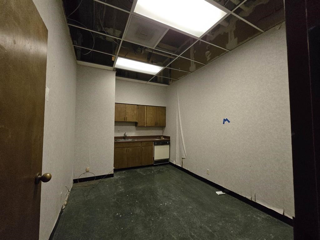109 North Main Street, Unit C6 Memphis, TN 38103 - Photo 10 of 25 a view of utility room