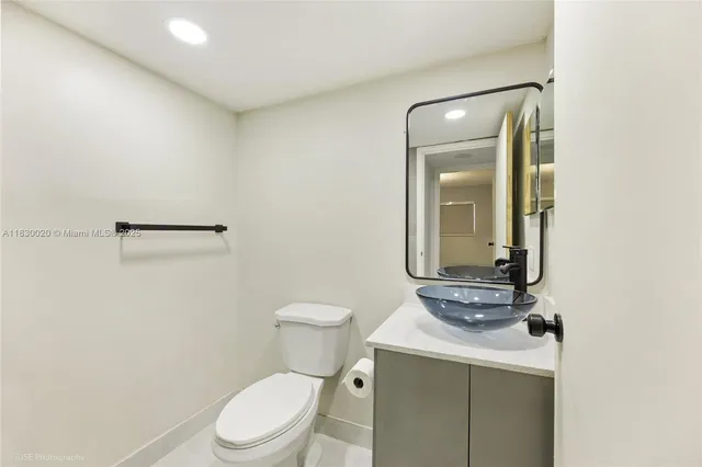 $179,000 | 369 Saxony Lane, Unit 369H, Delray Beach, FL 33446