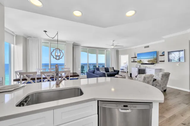 $2,300,000 | 1050 Harbor Boulevard, Unit 1101, Destin, FL 32541