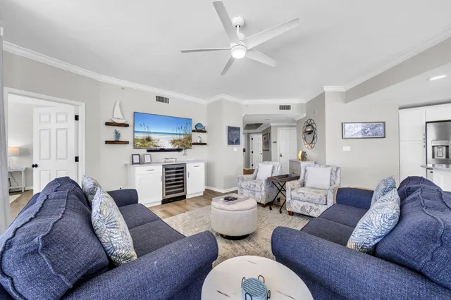 $2,300,000 | 1050 Harbor Boulevard, Unit 1101, Destin, FL 32541