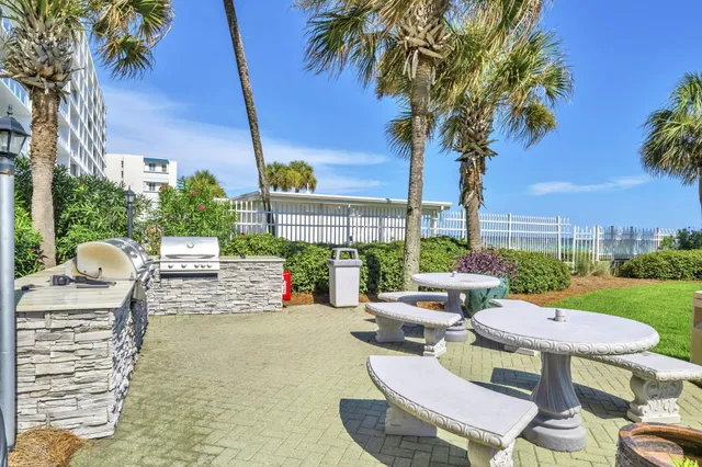 $2,300,000 | 1050 Harbor Boulevard, Unit 1101, Destin, FL 32541