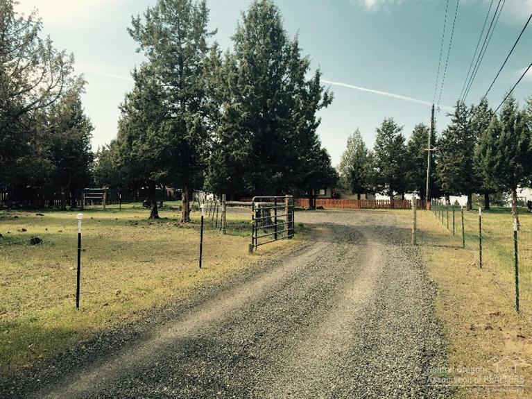 8466 Southwest Crater Loop Road Terrebonne, OR 97760 - Photo 2 of 11 Additional Photo