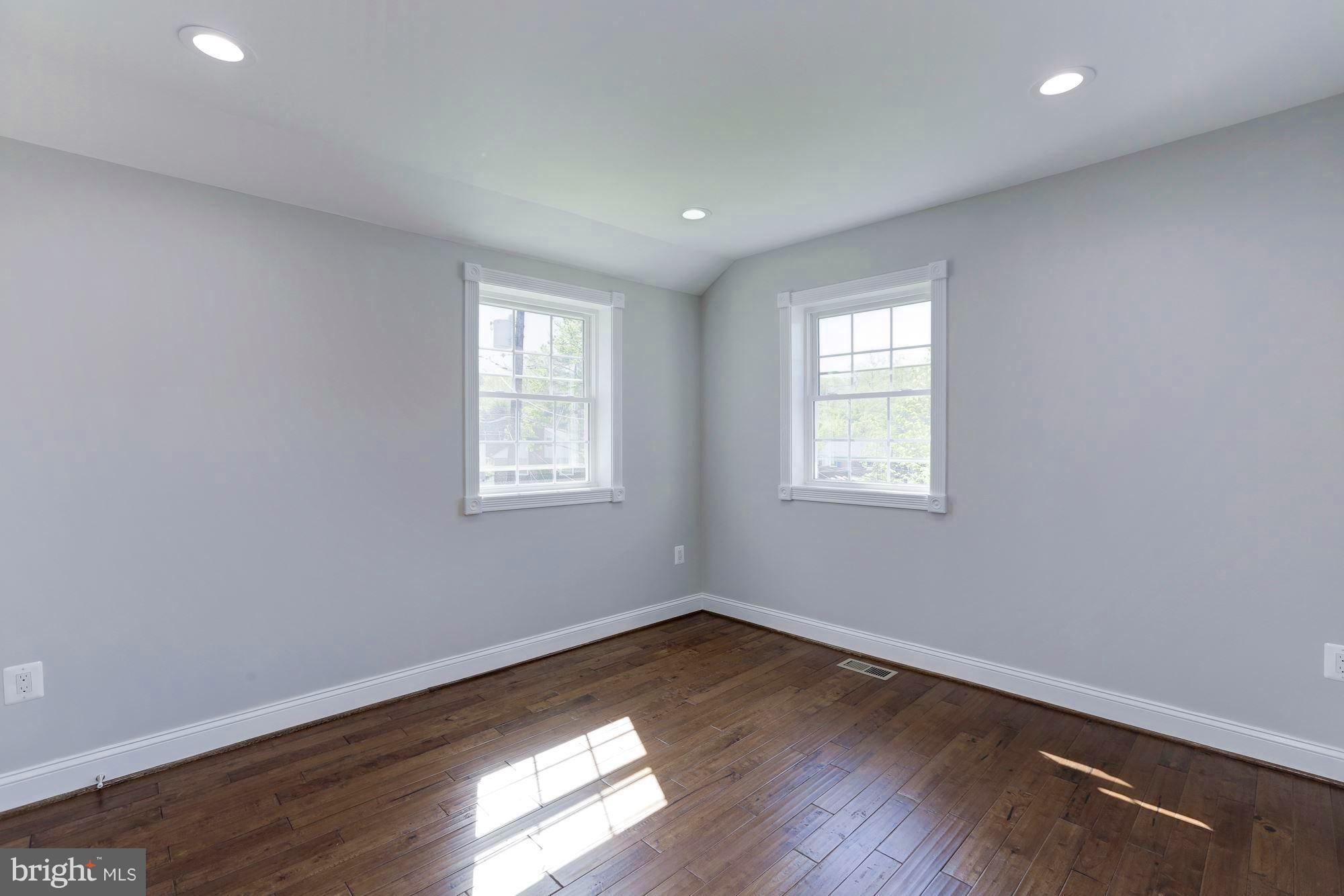 11704 Lytle Street Silver Spring, MD 20902 - Photo 18 of 30 Bedroom