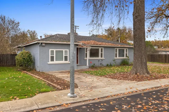 $450,000 | 1820 Julian Avenue, Modesto, CA 95354